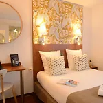 Arc-en-ciel Contact Hotel