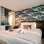 Arc-en-ciel Contact Hotel