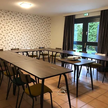 Arc-en-ciel Contact Hotel