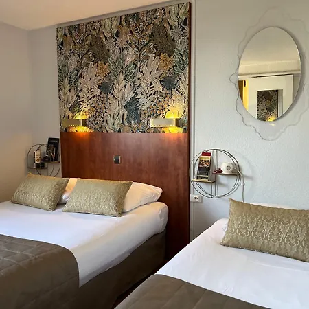 Arc-en-ciel Contact Hotel 2*