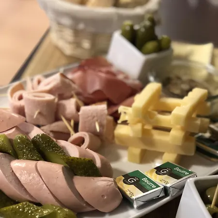 Szálloda Arc-en-ciel Contact