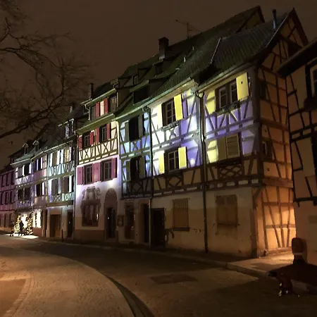 Arc-en-ciel Contact Szálloda 2*