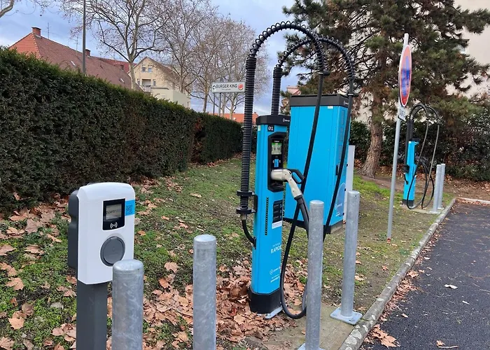 Arc-en-ciel Contact Hotel